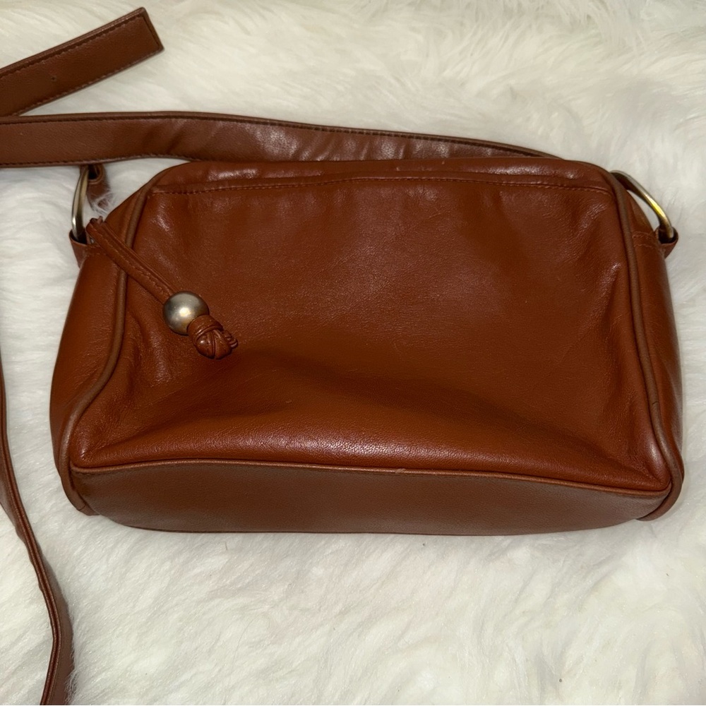 Elegant Brown Leather Shoulder Bag